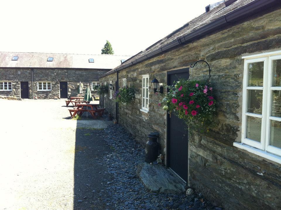 Hotel The Oakeley Arms à Maentwrog Extérieur photo